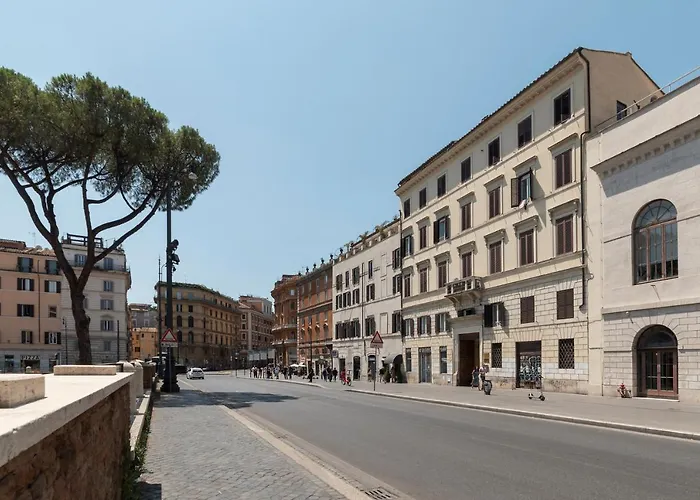 Largo Di Torre Argentina